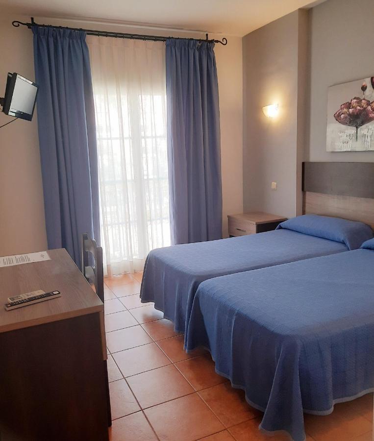 Hostal La Colonia Marbella Luaran gambar